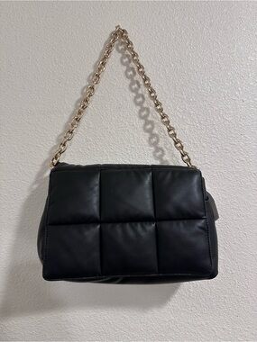 H&M Black Quilted Shoulder Bag with Gold Chain Strap